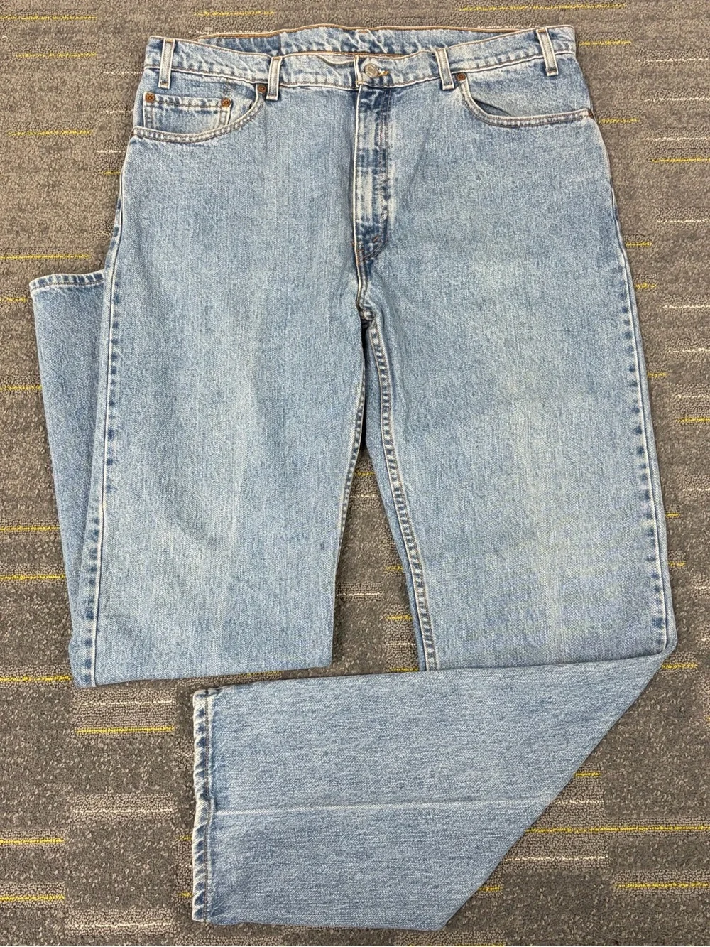 Vintage Levis 505 Mens Regular Fit Straight Leg Jeans Size 40x34 Denim 90s Blue